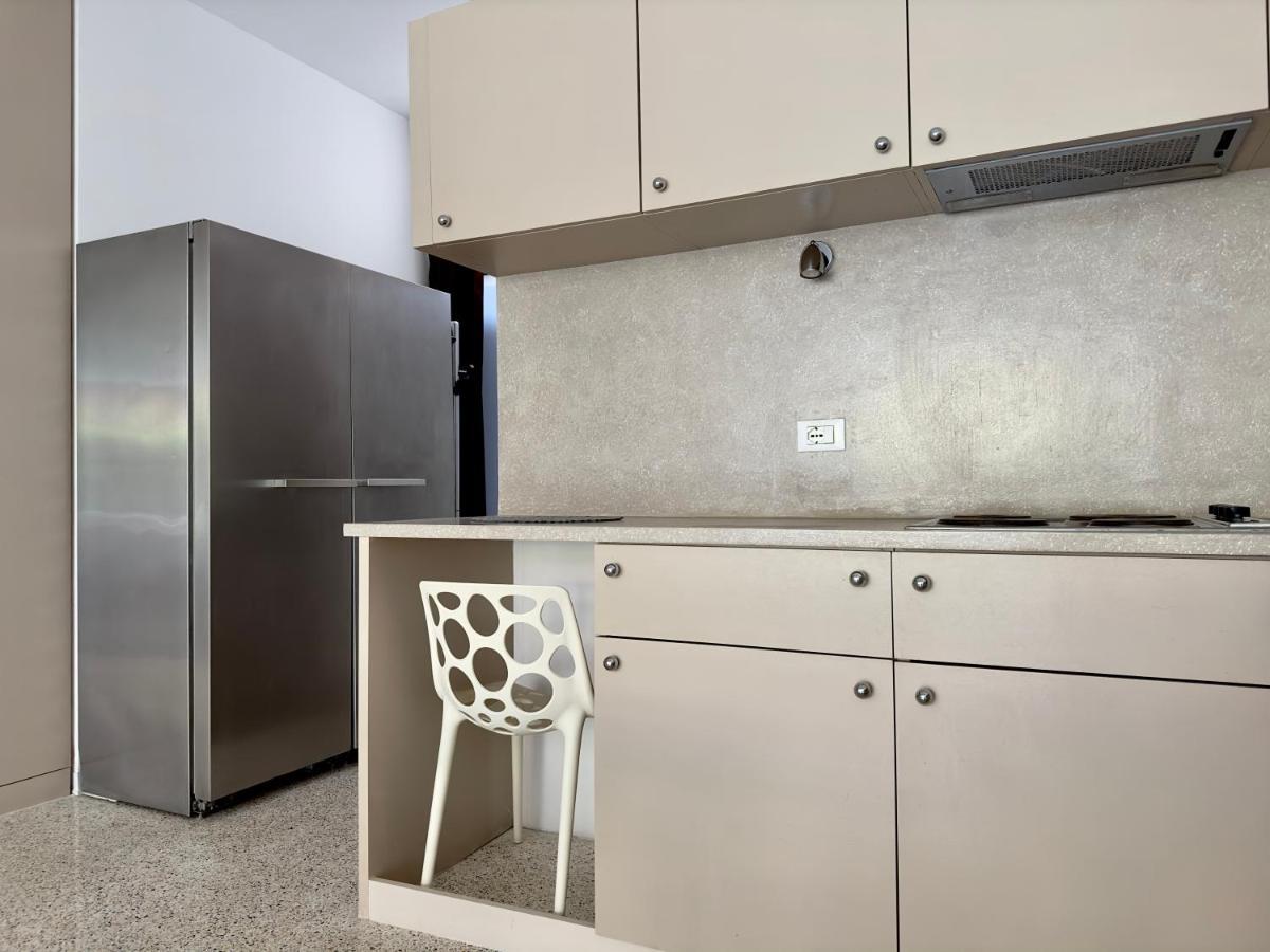 Grand Apartment Navigli Milan Exterior photo